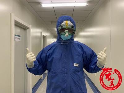 放射技師:推著上百斤的移動X光機穿梭在隔離病房